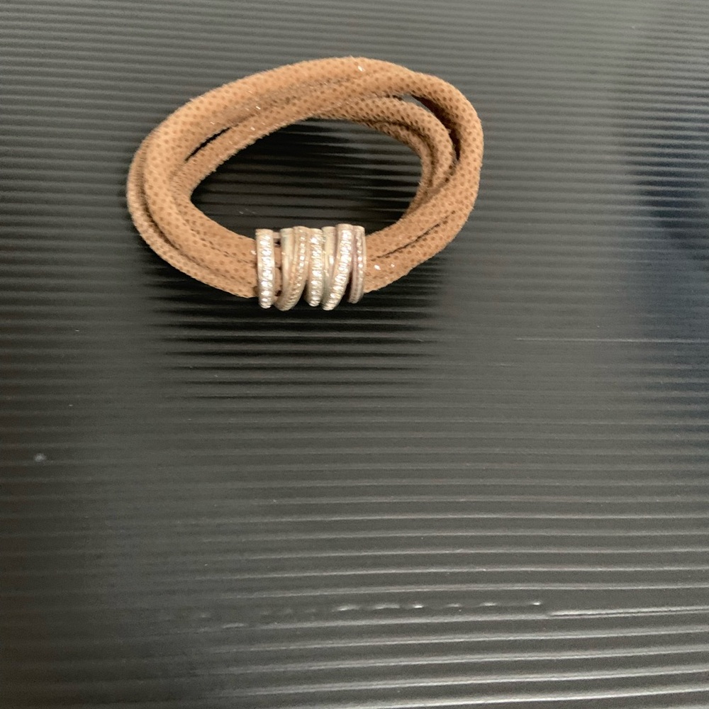Brighton magnetic close bracelet - Picture 4 of 7